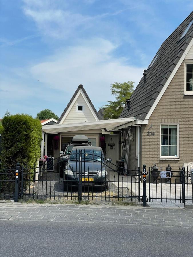 Casa Di Maksch De Miniatura Bed & Breakfast Амстердам Екстериор снимка